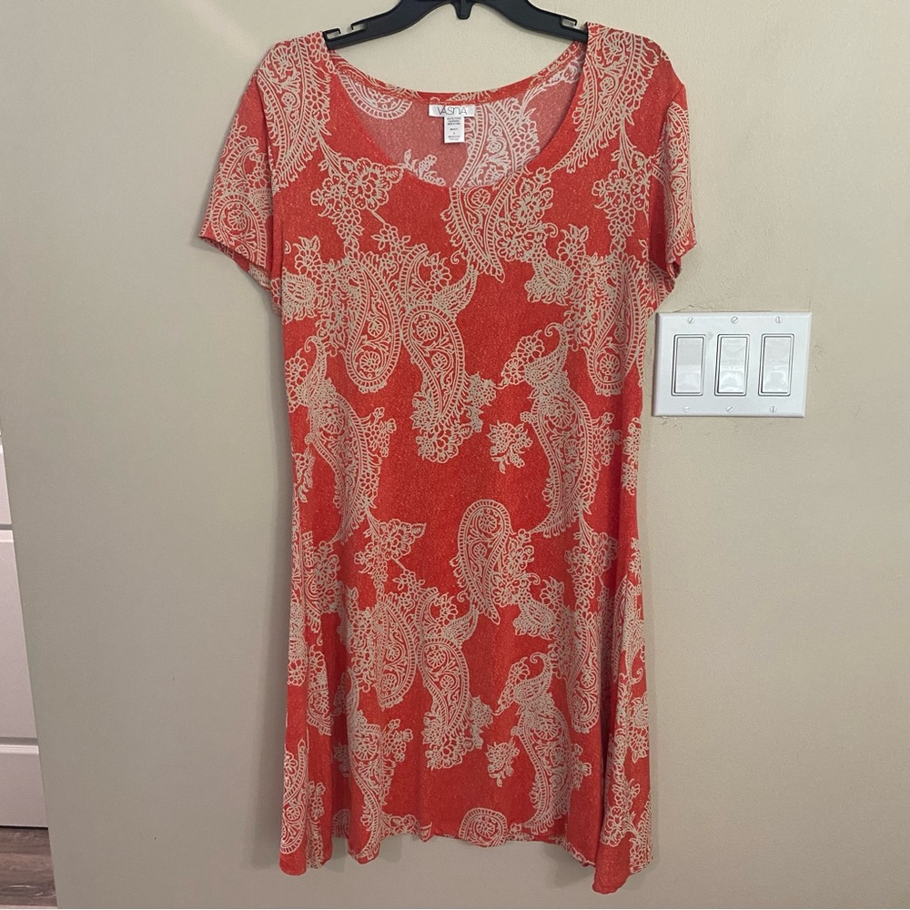 Vasna Paisley Print orange dress with cream euc